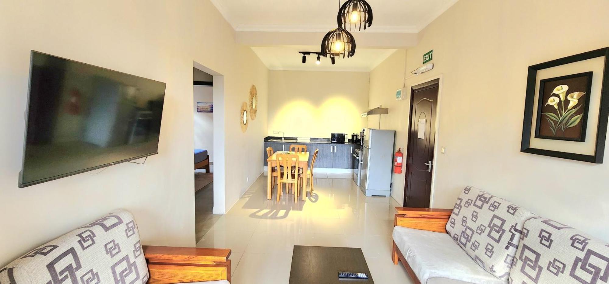 Number 7, 2Nd Floor, Pebble Bay Apartments With Garden View Гранд-Бэй Экстерьер фото